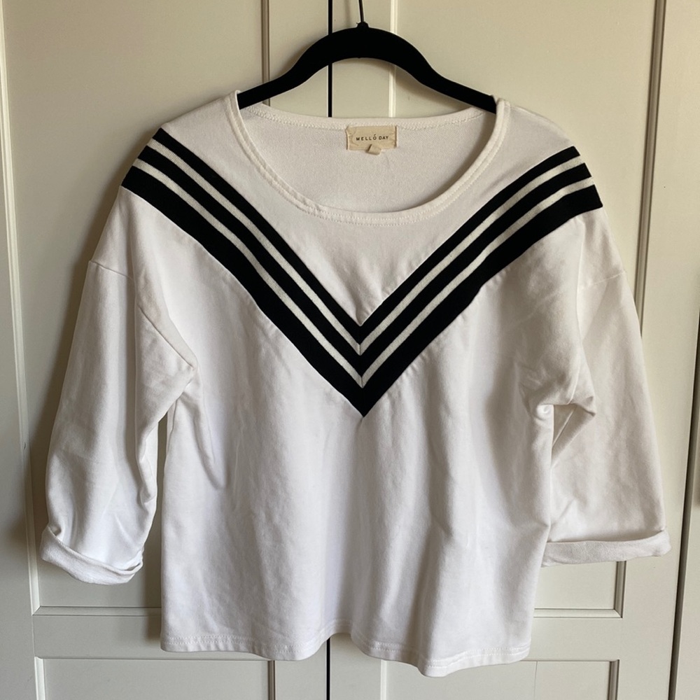 White Stripe Patterned Tee